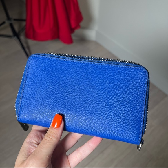 Michael Kors Royal Blue Wallet - Picture 2 of 7